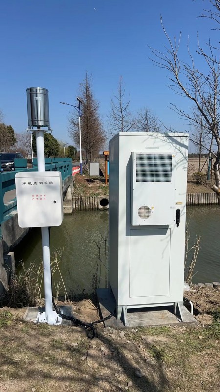 農業面源污染監測系統在上海安裝驗收！